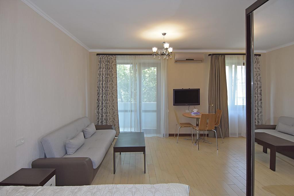 Studioapart In Downtown Yerevan Bagian luar foto