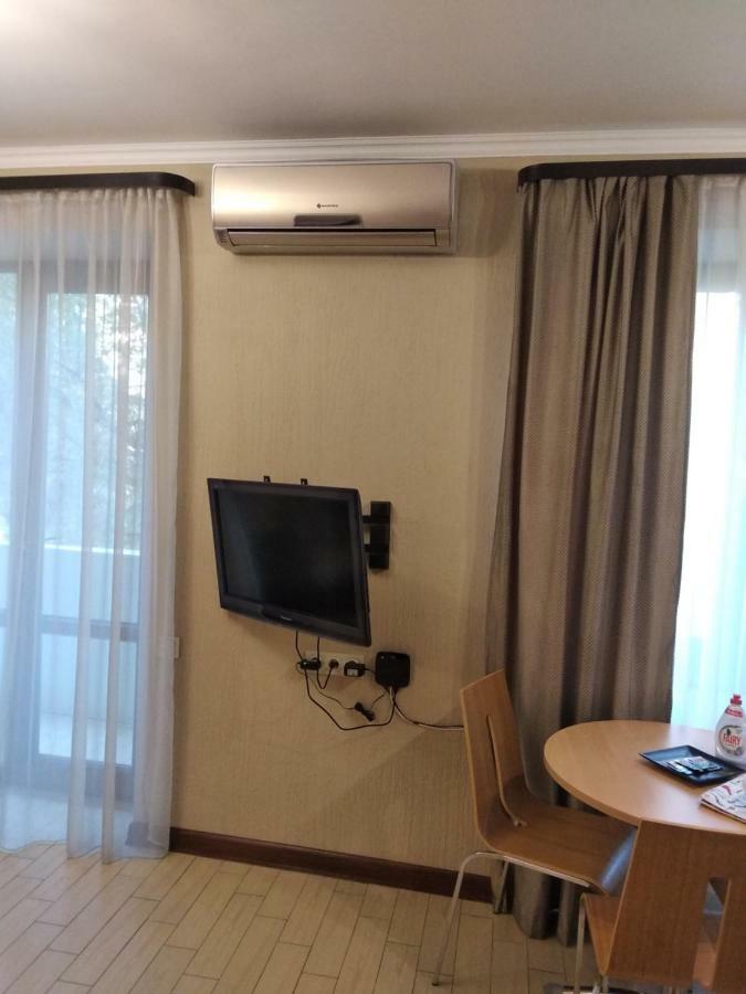Studioapart In Downtown Yerevan Bagian luar foto